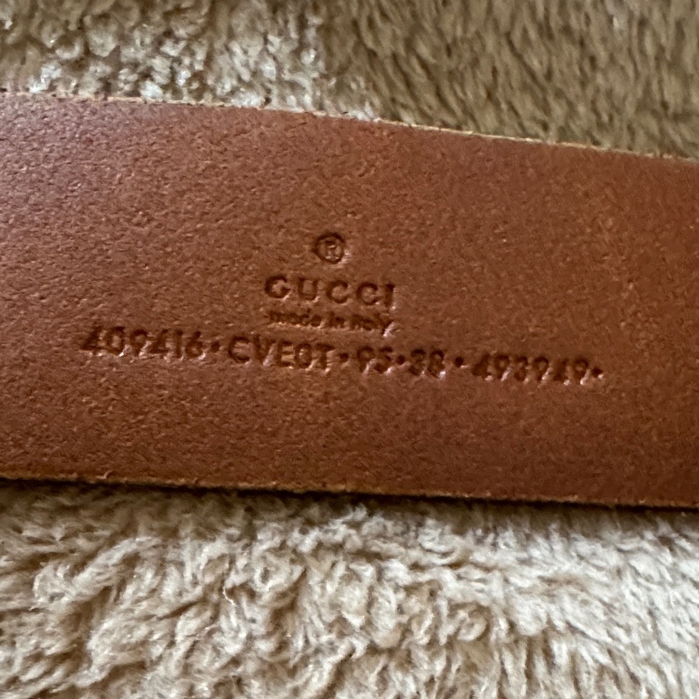 Gucci Tan Leather Belt with Gold GG Buckle - Picture 5 of 10